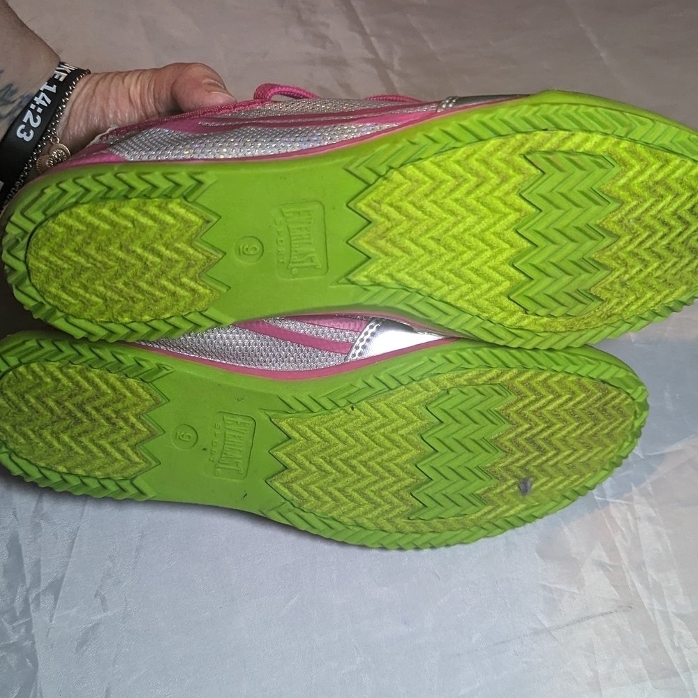 Everlast Silver and Pink Women's Sneakers - Picture 9 of 11